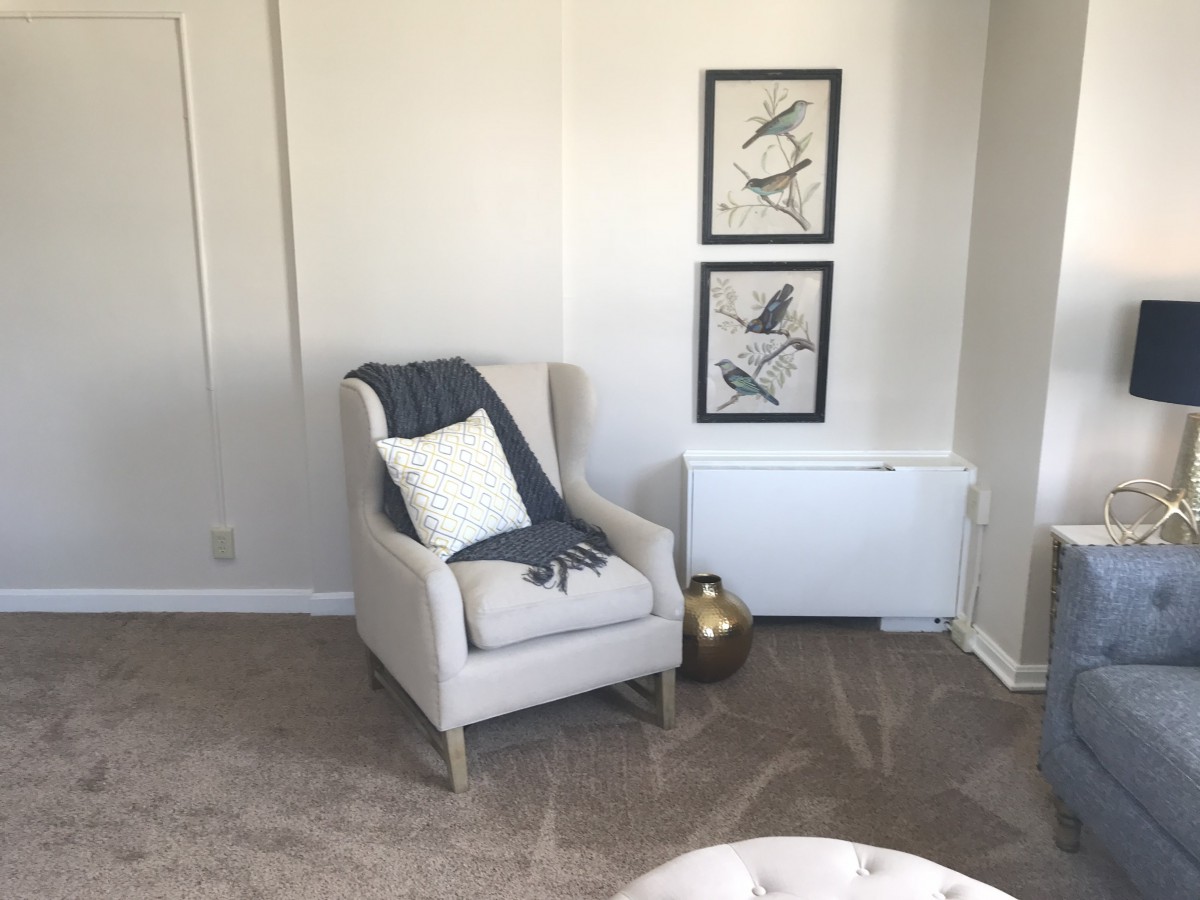 Mayflower Manor Apartments
