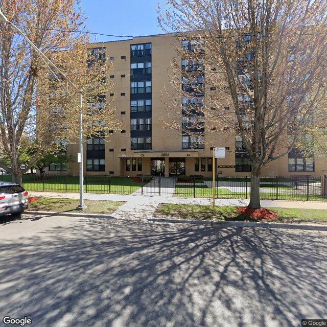 Cal-Met Village Apartments