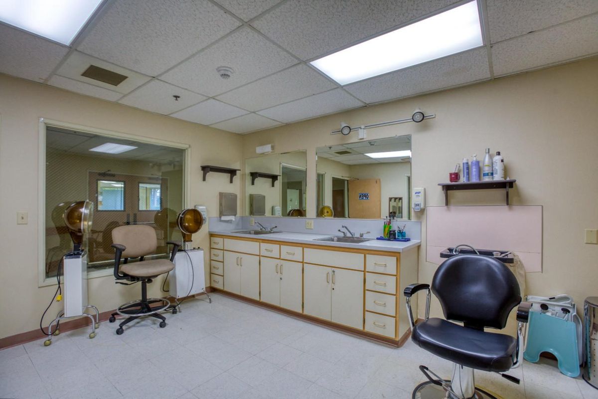 Prestige Post Acute And Rehabilitation Center - McMinnville