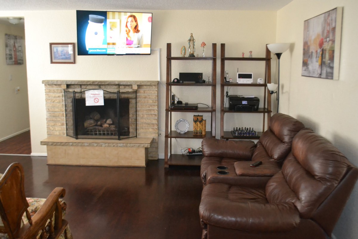1st Legacy Senior Care Home LLC