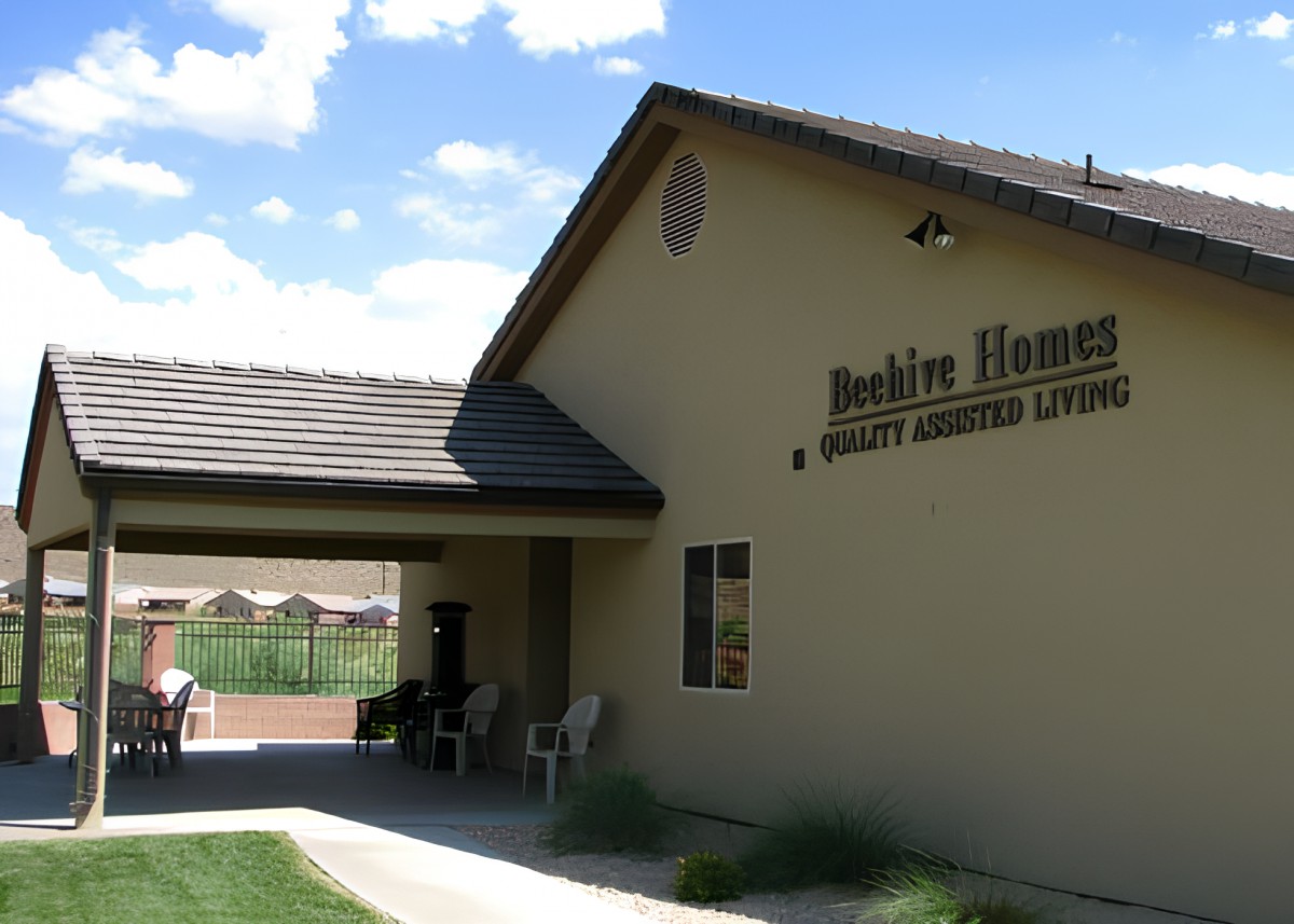 The exterior of an animal shelter building on a sunny day.