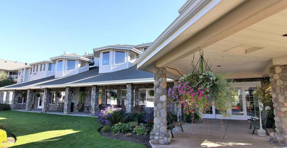 Stone Lodge Gracious Retirement Living