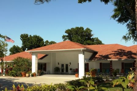 Royal Oaks Manor