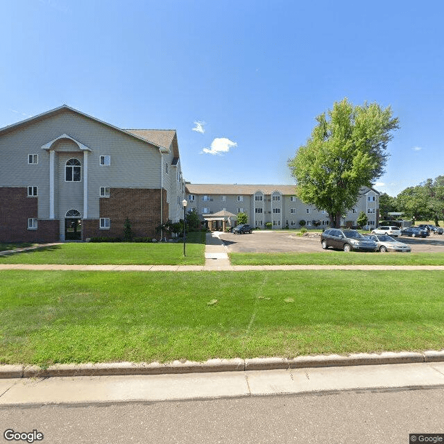 London Square Apartments