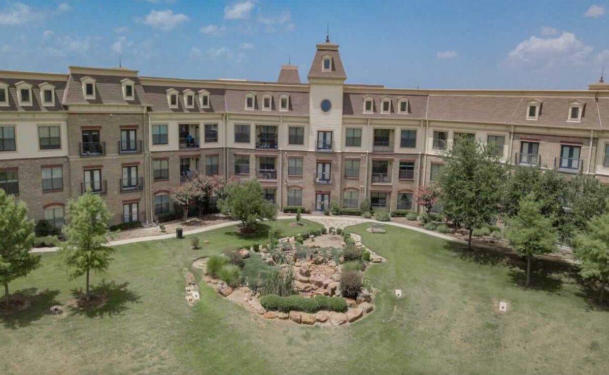 Discovery Village At Castle Hills