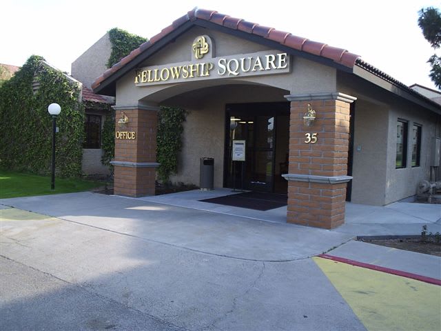 Fellowship Square Brown and Center Independent Living