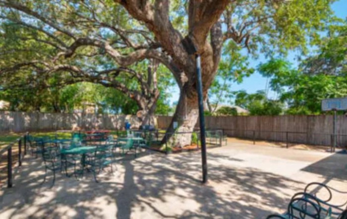 Retama Manor Nursing Center - Pleasanton North