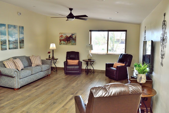 Casas Adobes Assisted Living