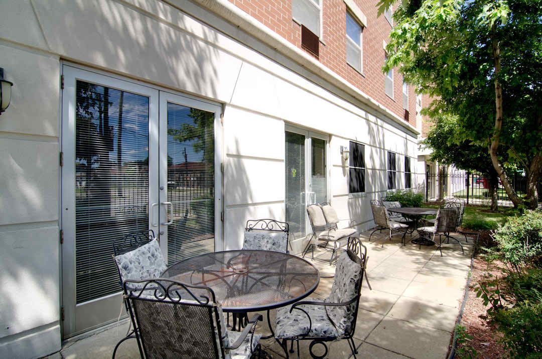 Senior Suites Gage Park