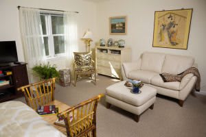 HomeLife In The Gardens