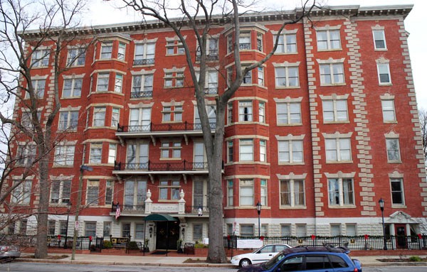 Greenfield Residences At Monument Avenue