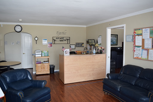 Familiar Surroundings Home Care