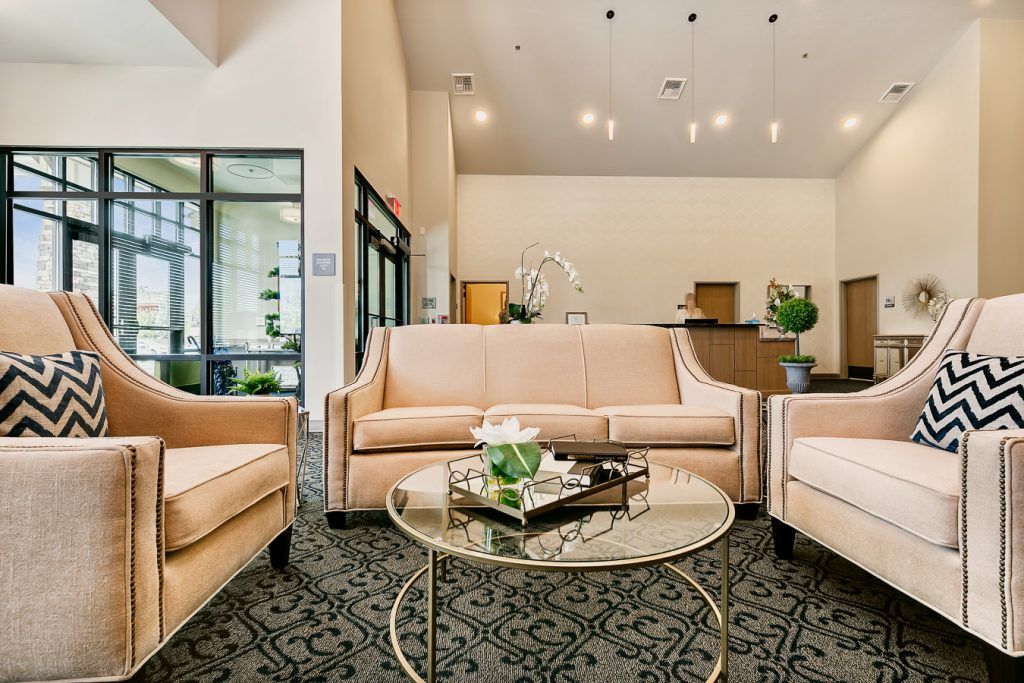 Veranda at Paramount