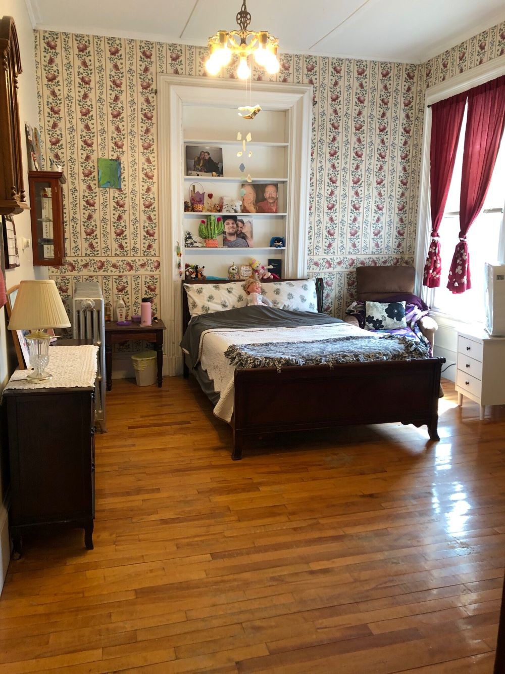 Rosewood Manor