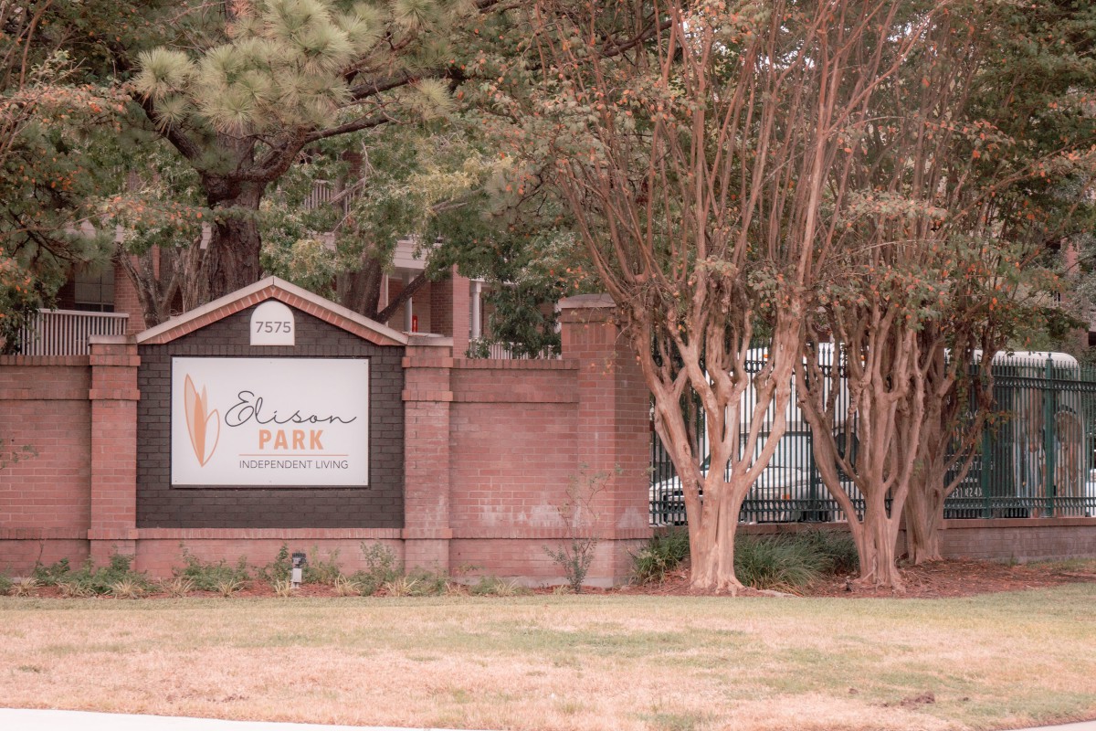Elison Independent Living at Willowbrook
