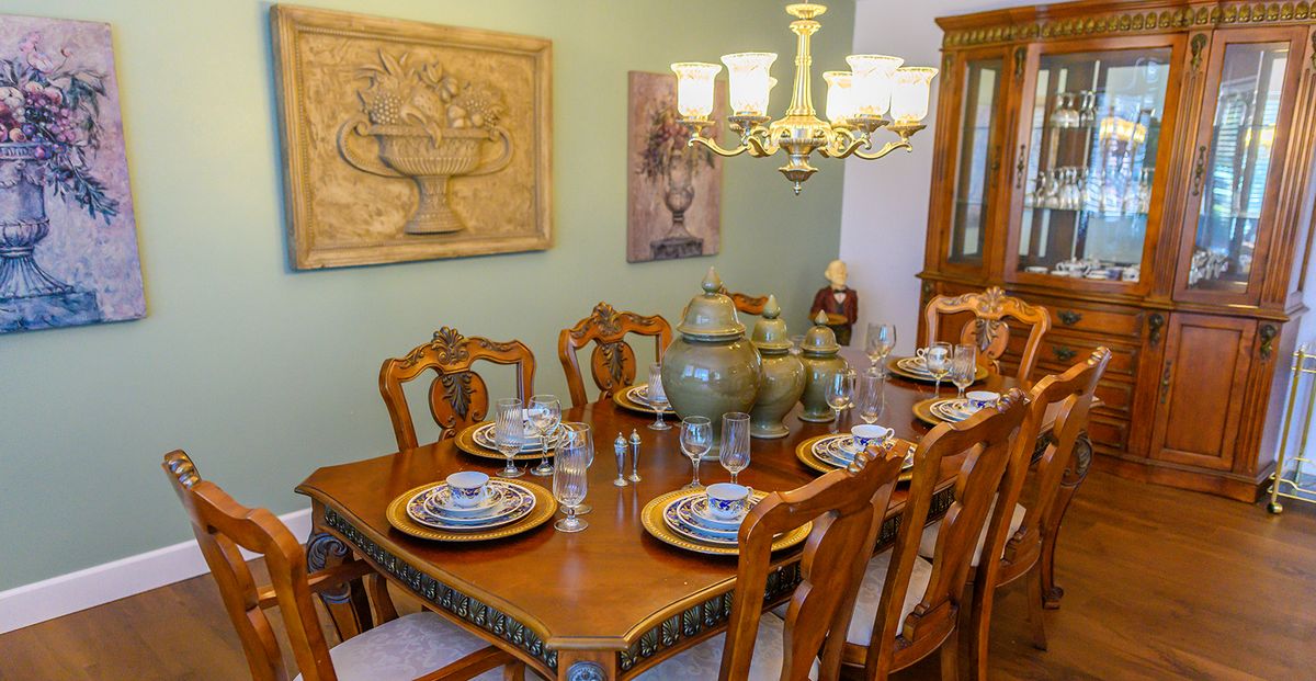 Holiday Monarch Estates