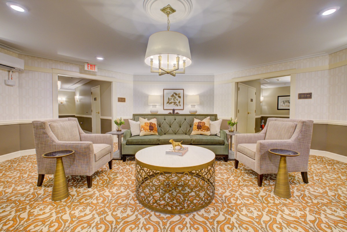 Elegant hotel lobby with comfortable seating and stylish decor.