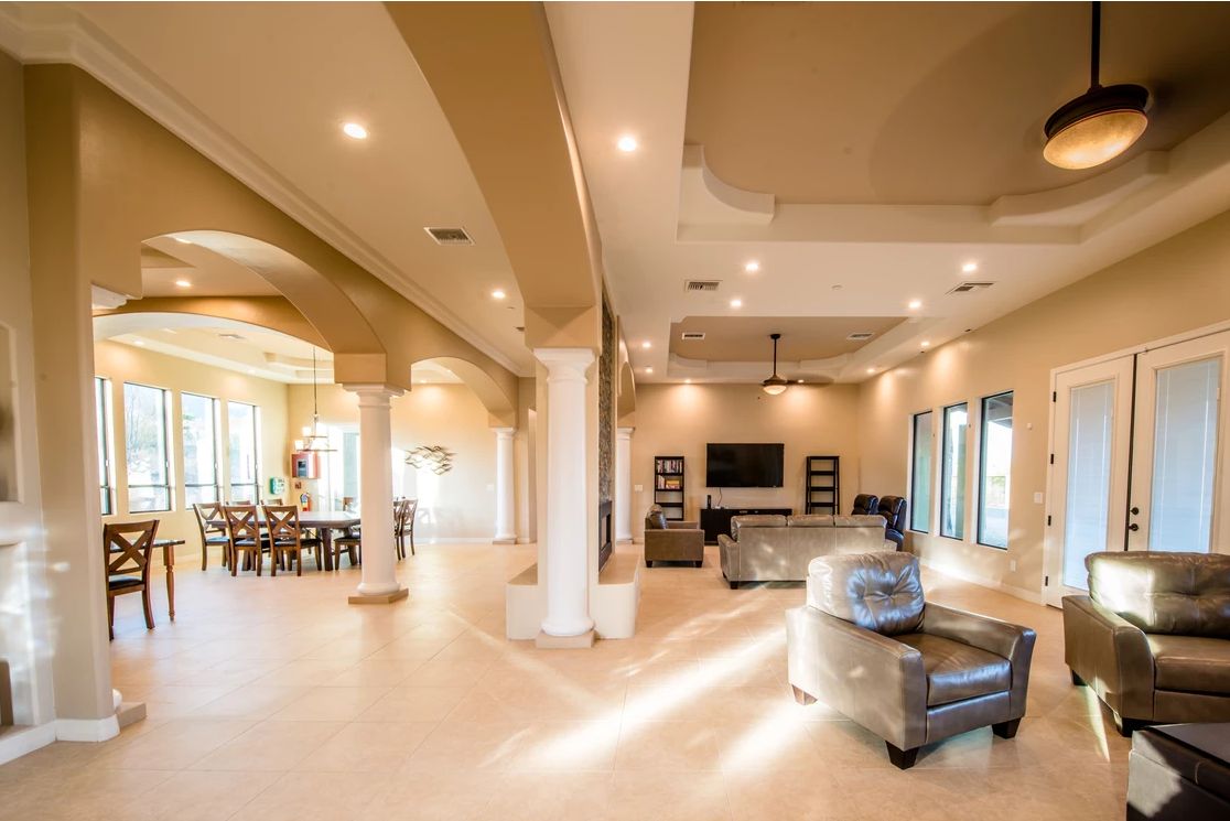 Hacienda De Luna Assisted Living