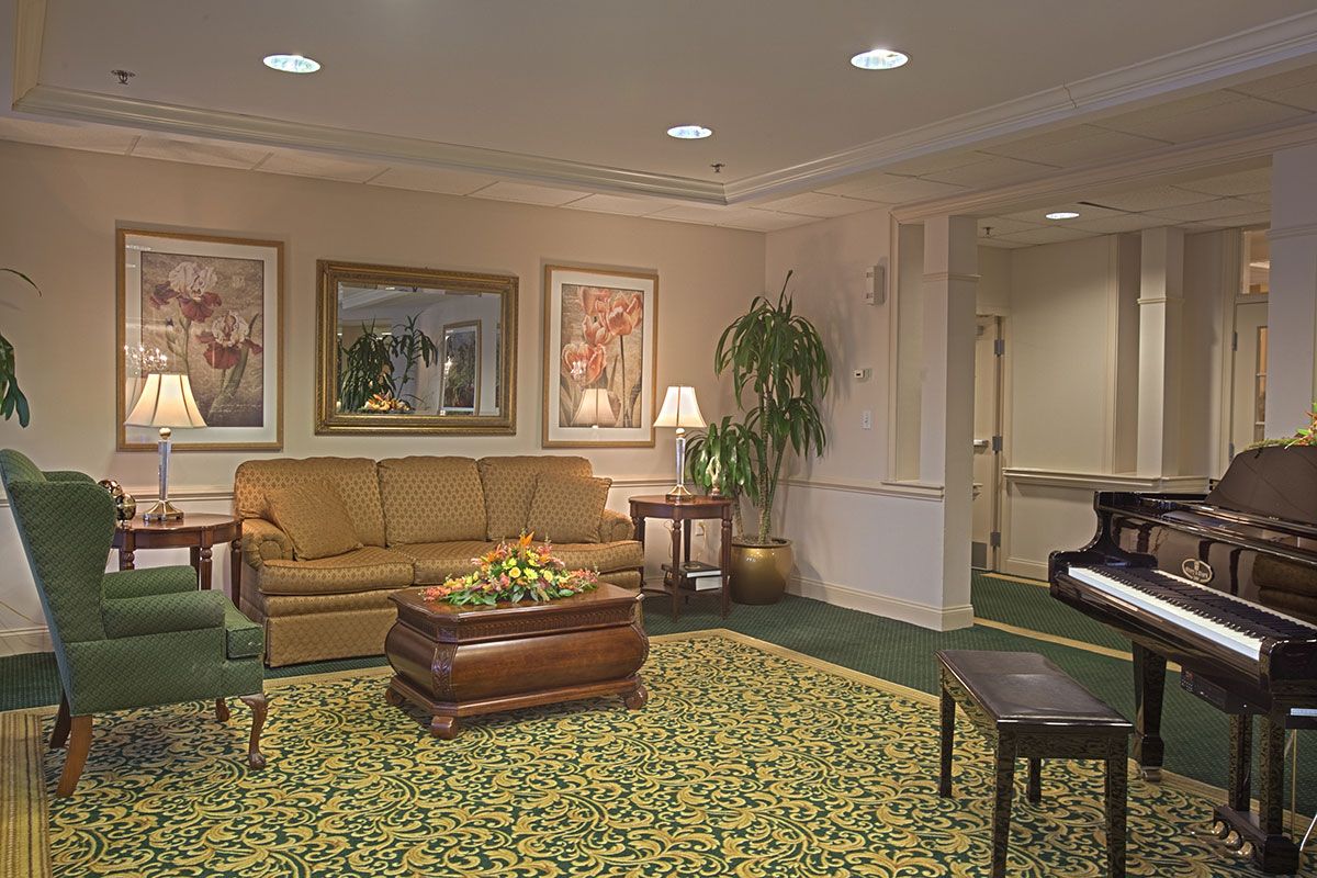 A cozy hotel lobby with comfortable seating and elegant decor.