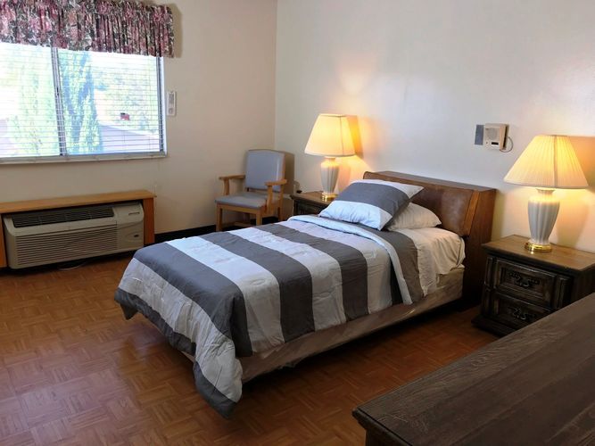 Antelope Valley Retirement Villa