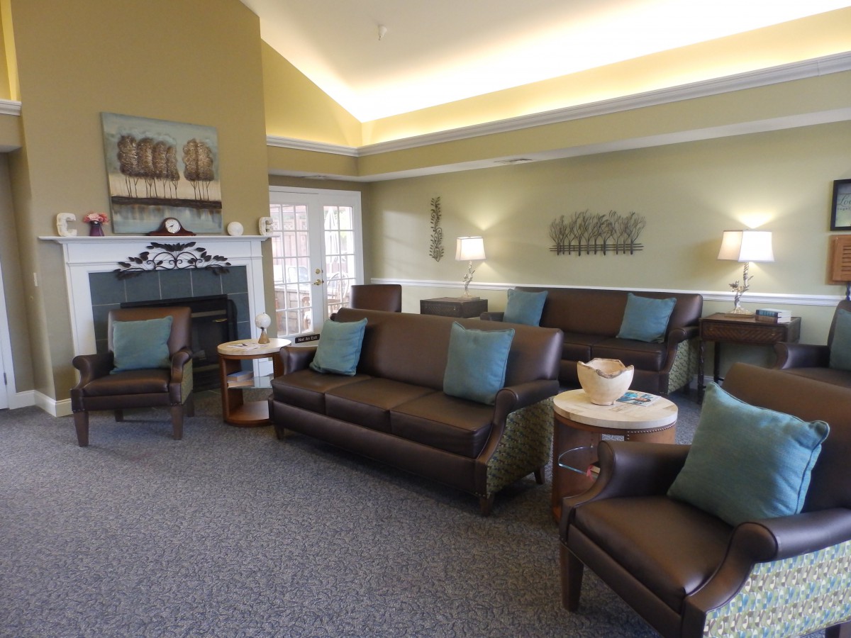 Peregrine Senior Living at Crimson Ridge Gardens