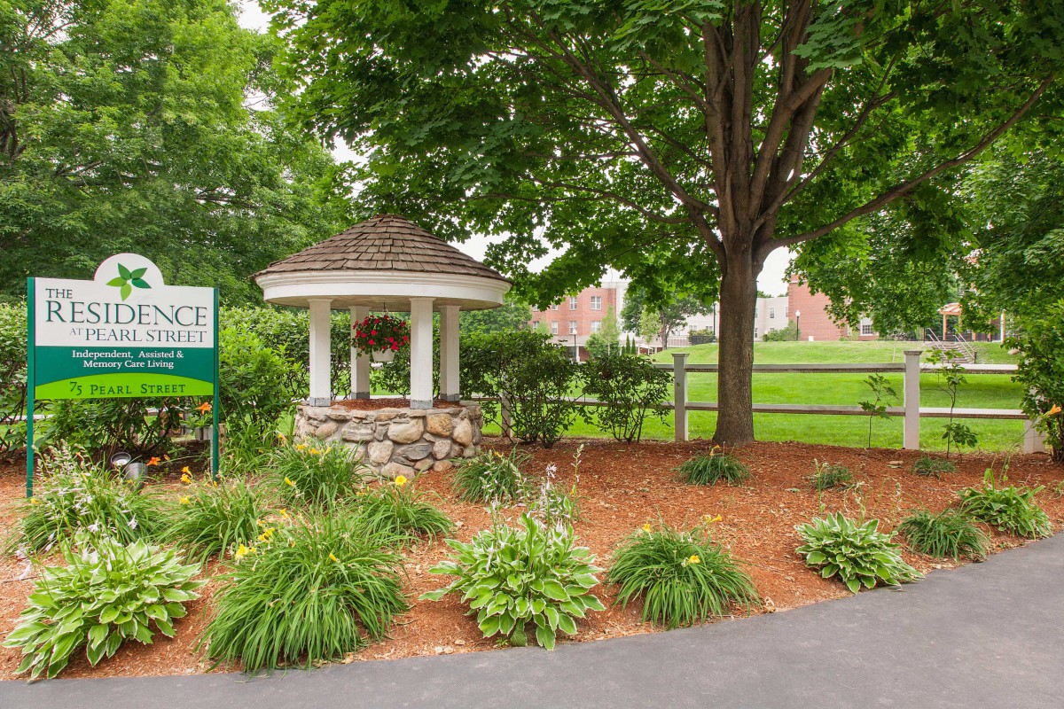 The Residence at Pearl Creek