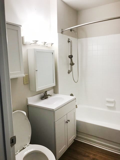 Poplar Grove Apartments