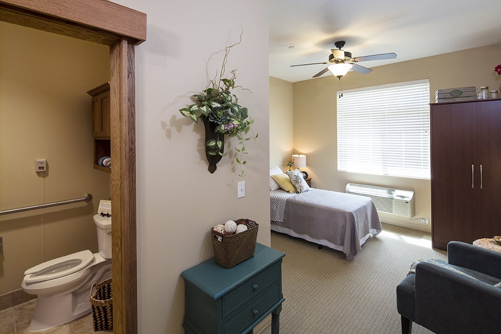 Oxford Glen Memory Care at Carrollton