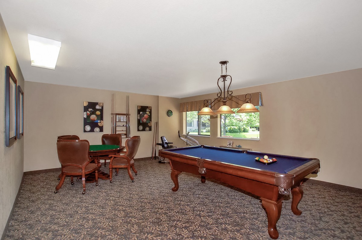 Holiday Parkwood Estates