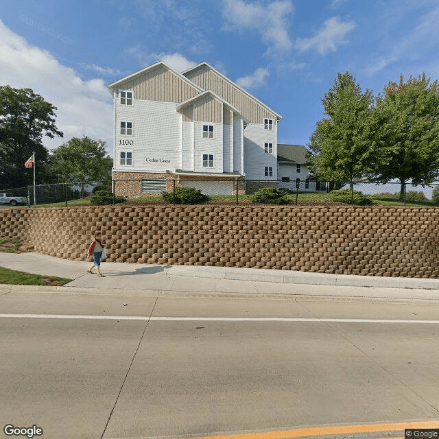 Cedar Crest Apartments