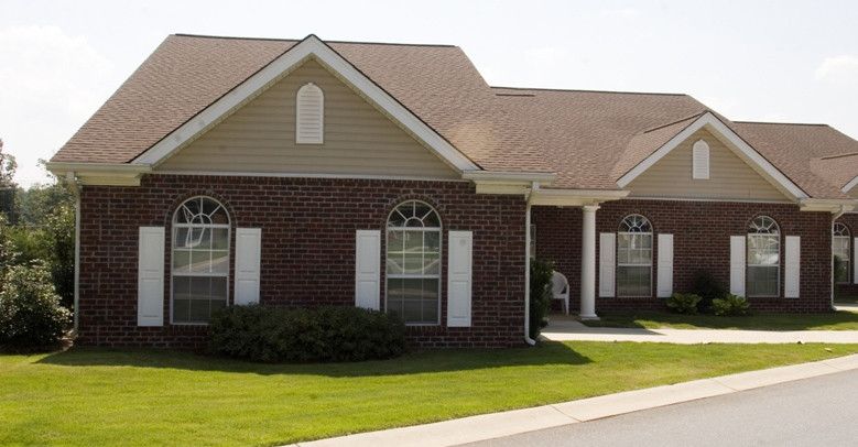 Belvedere Commons of Seneca