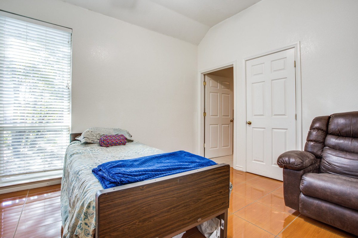 Silver Leaf Assisted Living at Lavendale Circle