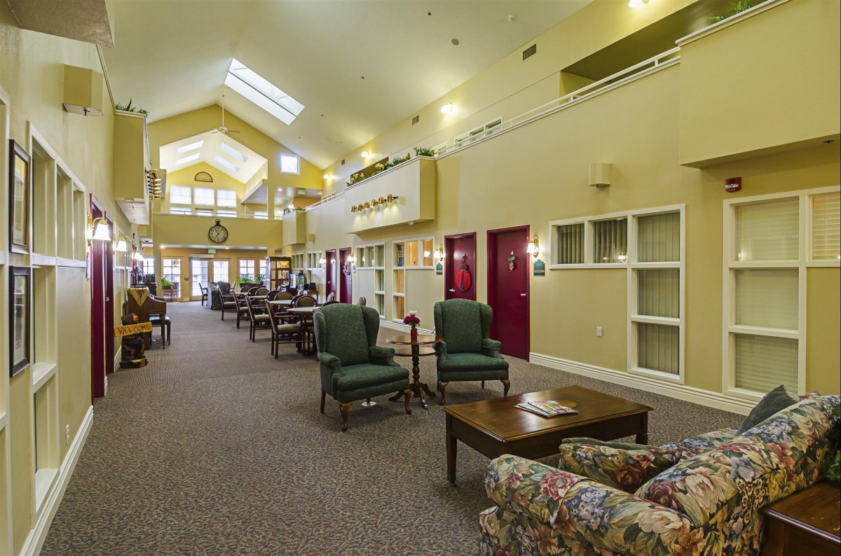 Cambridge Court Apartments