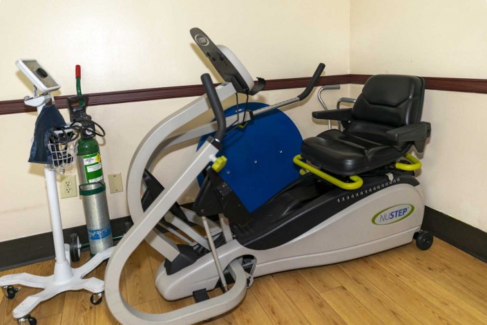An exercise machine designed for rehabilitation and physical therapy purposes.