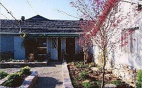 Davis Guest Home 8