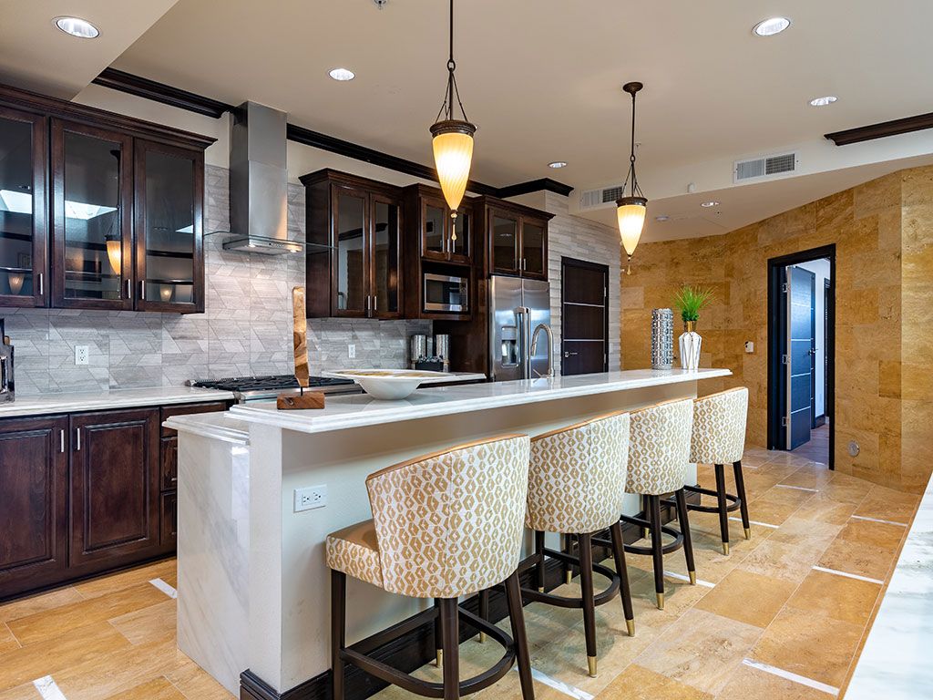 Hollywood Hills Senior Living