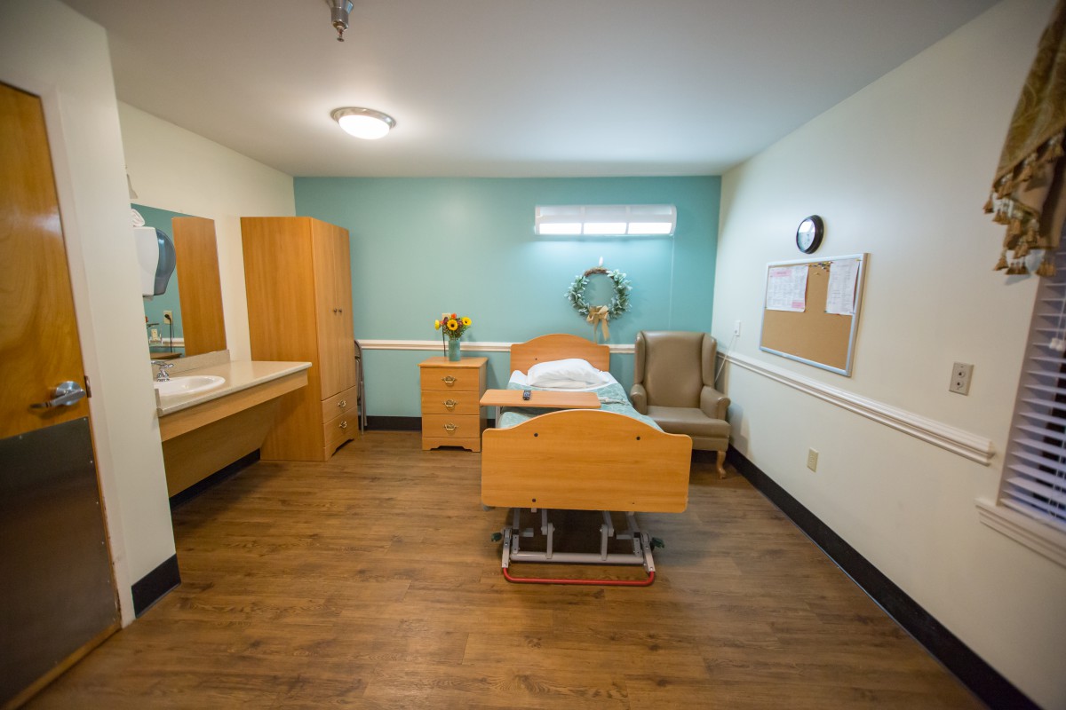 Four Oaks Health Care Center