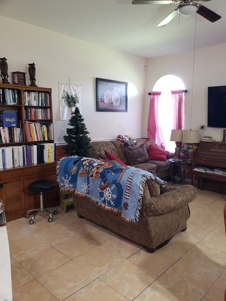 Palms Royale LLC