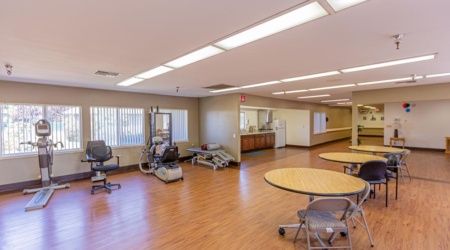 Royale Gardens Health & Rehabilitation Center