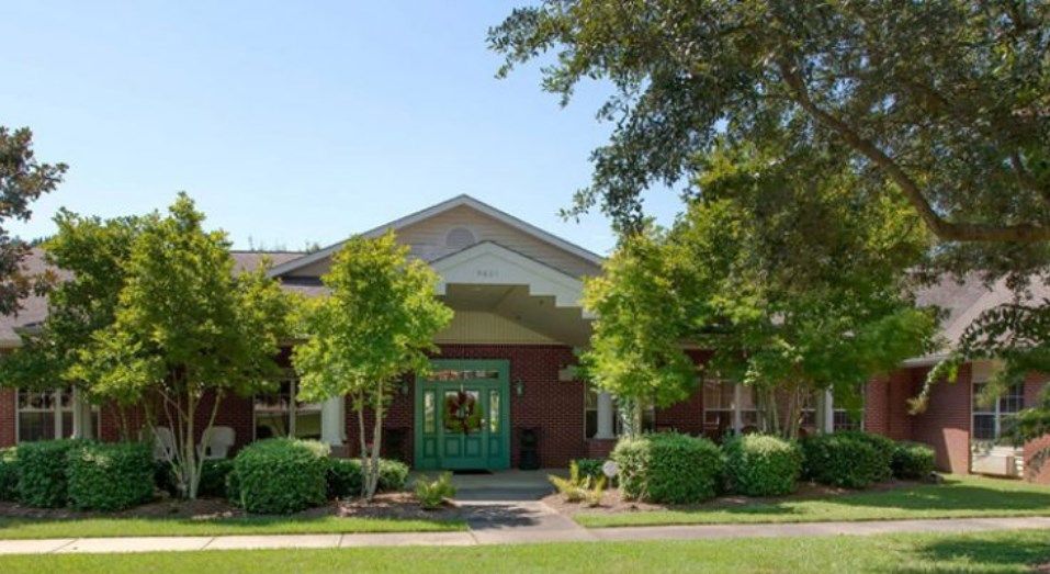 Knollwood Pointe