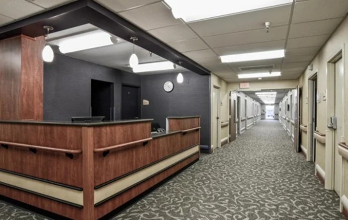 Rolling Hills Rehab And Care Center