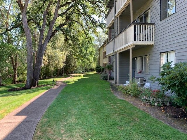 Creekside Village Retirement Residence