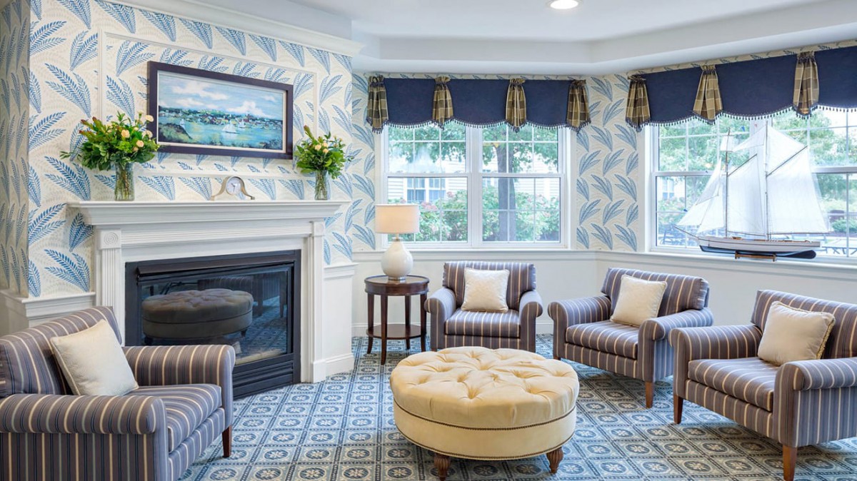 Atria Aquidneck Place