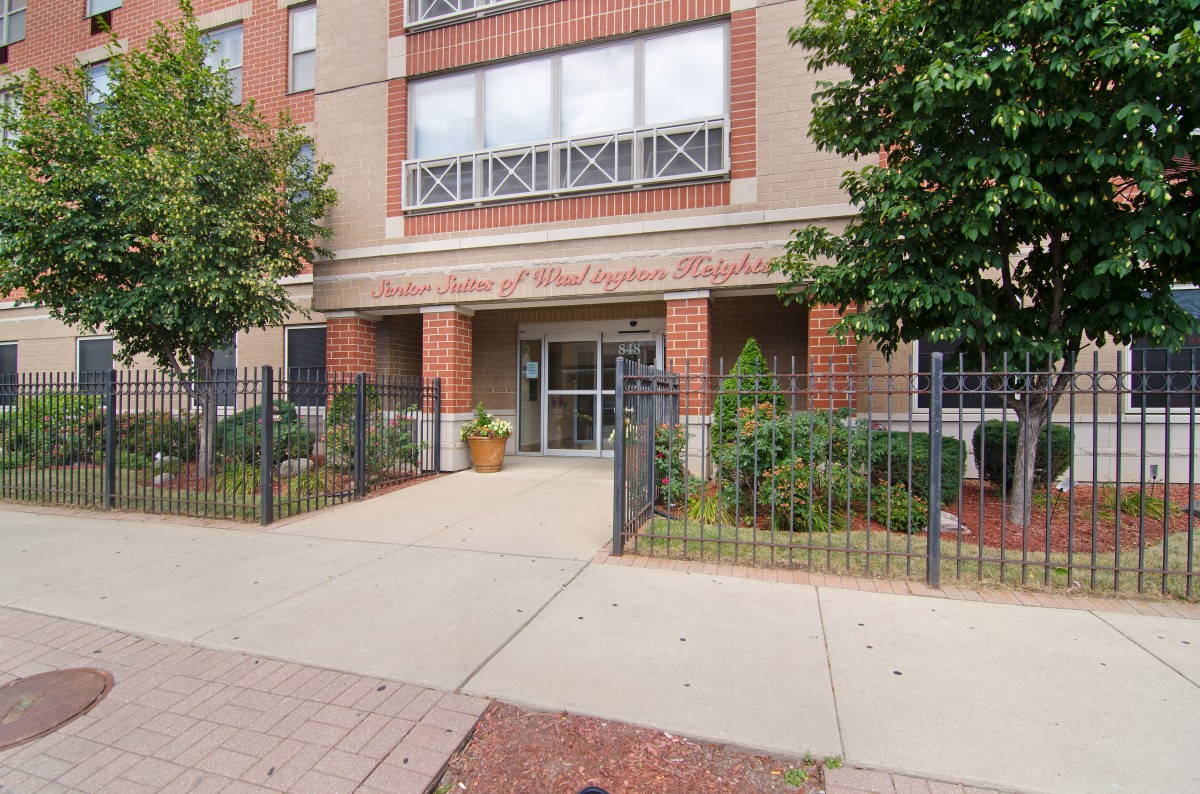 Senior Suites Washington Heights