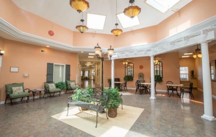 Veranda Gardens & Assisted Living