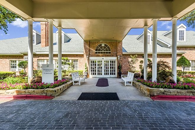 Brookdale Club Hill