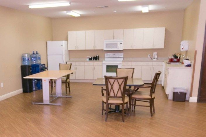 Legend Oaks Healthcare And Rehabilitation West San Antonio