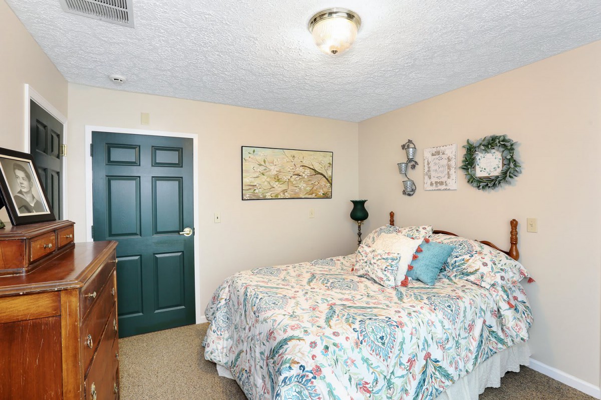 Country Cottage - Decatur