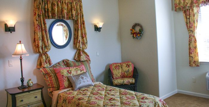Monterey Lodge