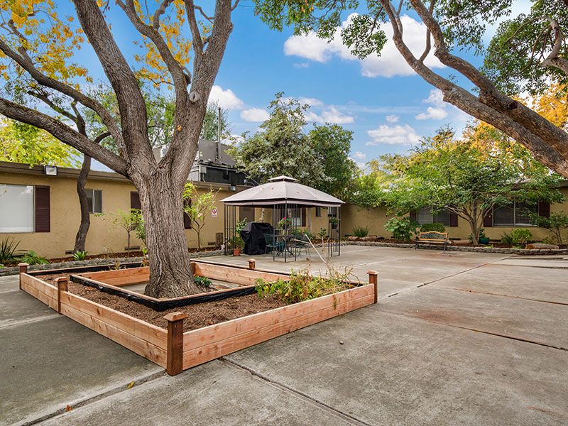 Courtyard Care Center - San Jose